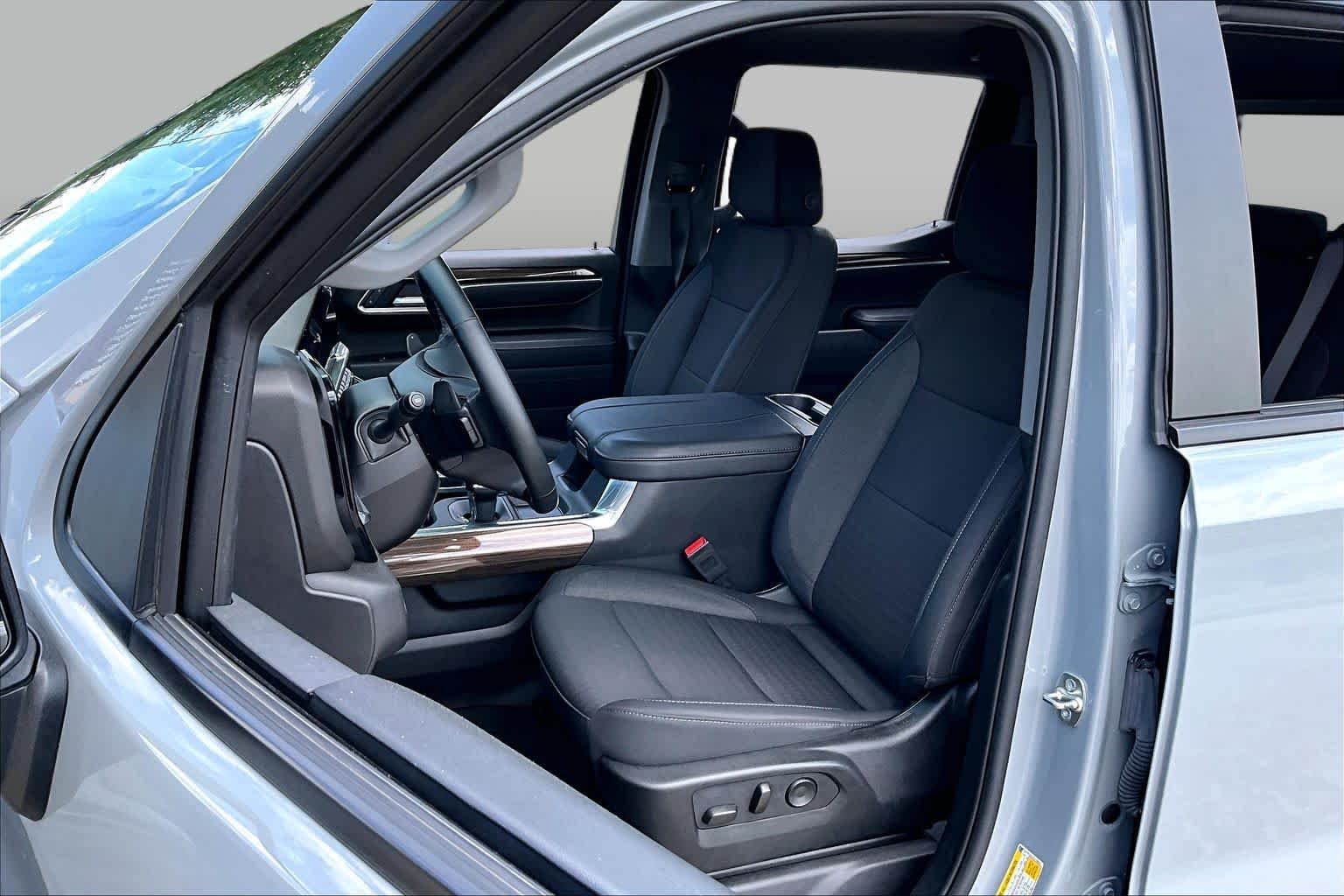 Used 2025 Slate Gray Metallic Chevrolet RST image 8