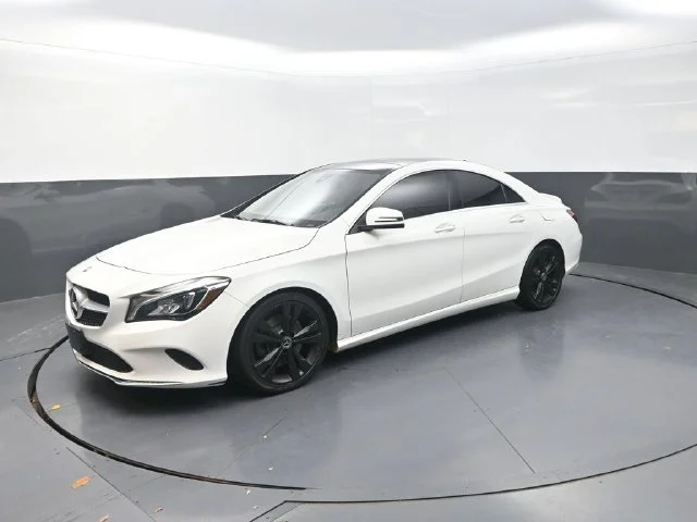 Used 2019  Mercedes-Benz CLA 250 image 3