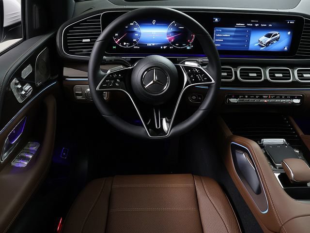 New 2026 MANUFAKTUR Moonlight White Metallic Mercedes-Benz GLE 350 image 44
