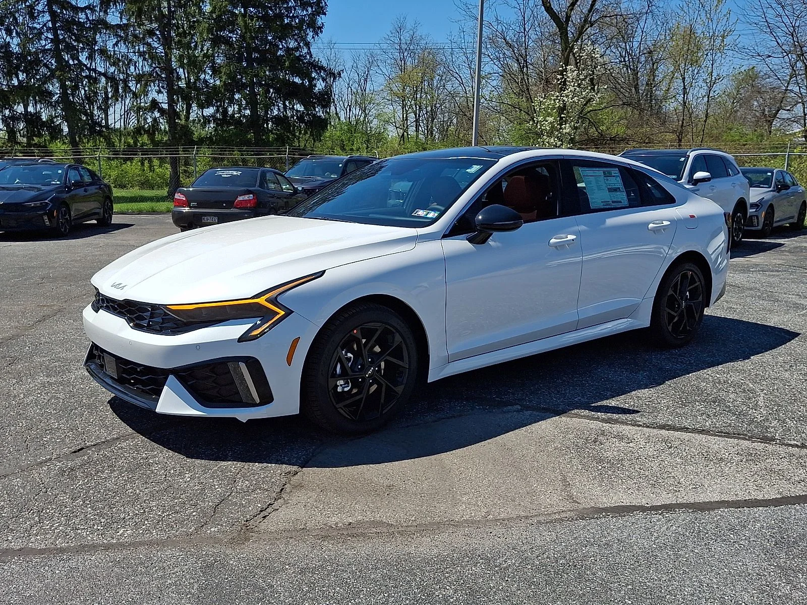New 2026 White Kia GT-Line image 4