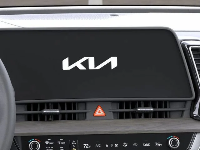 New 2025 Glacier White Pearl/Ebony Black Roof Kia X-Pro Prestige image 20