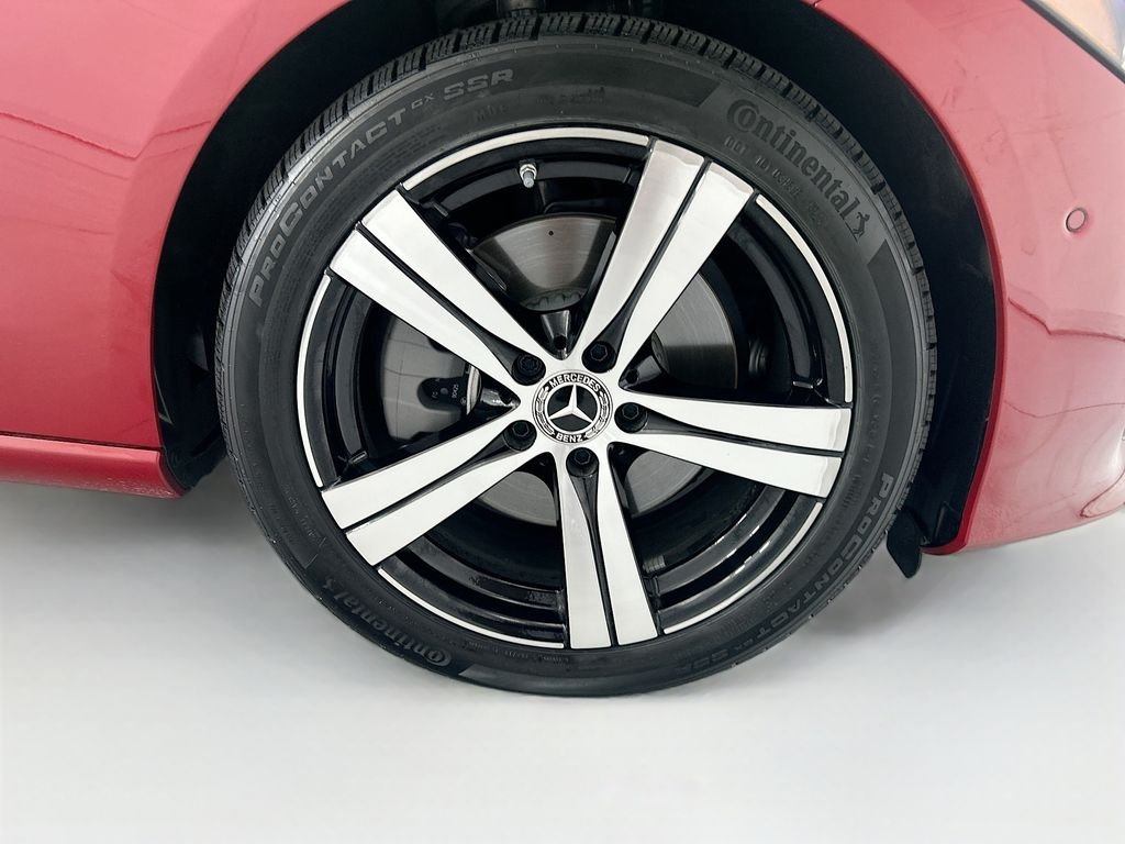 Used 2026 MANUFAKTUR Patagonia Red Metallic Mercedes-Benz C 300 image 31