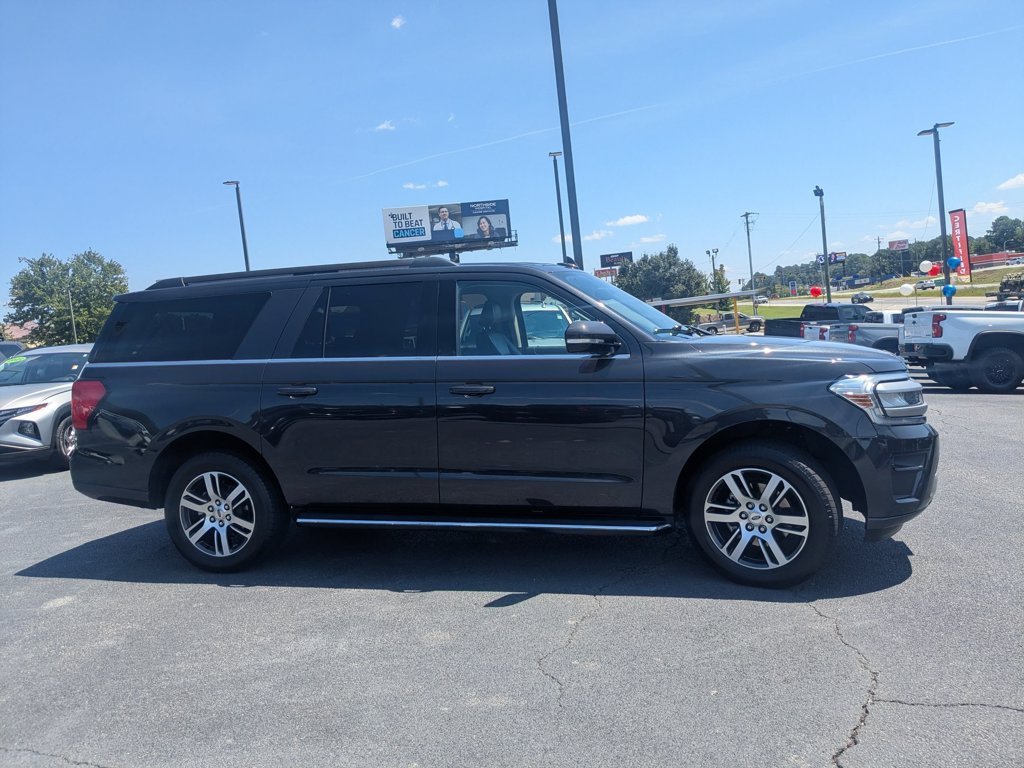 Used 2023 Gray Ford XLT image 4