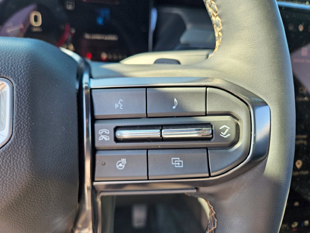 2024 GMC Acadia AT4 - Photo 28