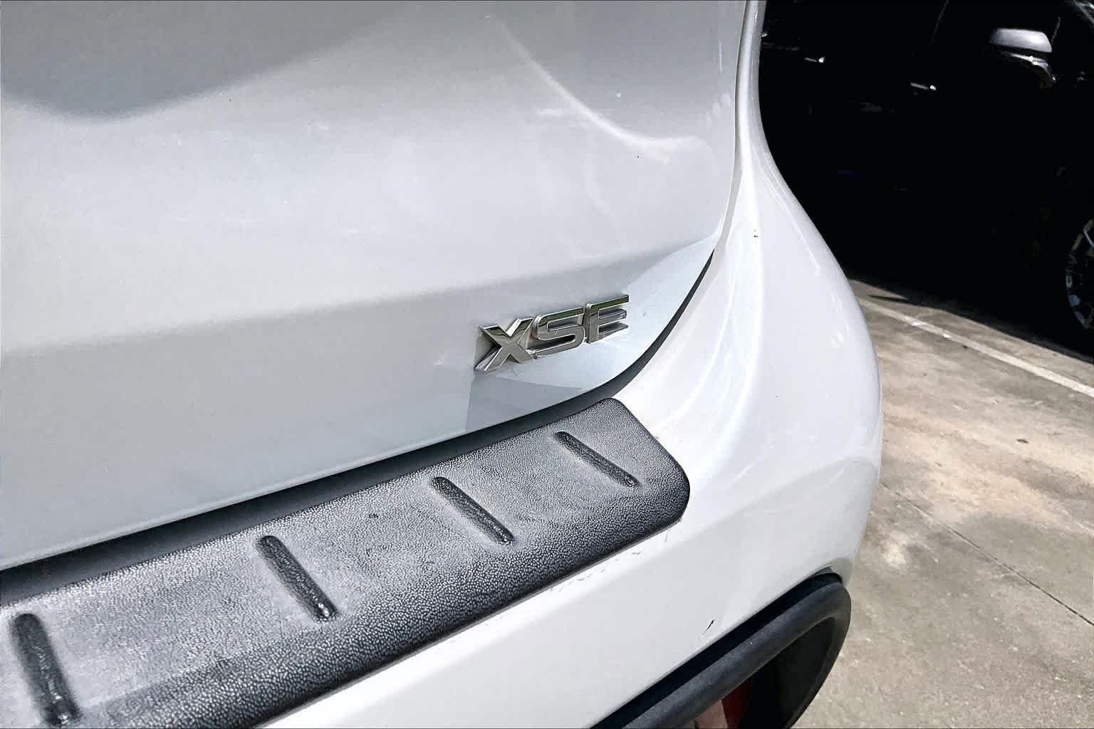 Used 2023 Wind Chill Pearl Toyota XSE image 9