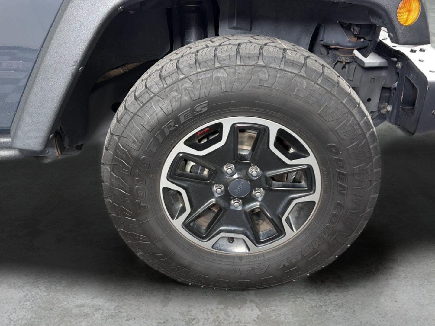 Used 2017 Rhino Clearcoat Jeep Rubicon Hard Rock image 14