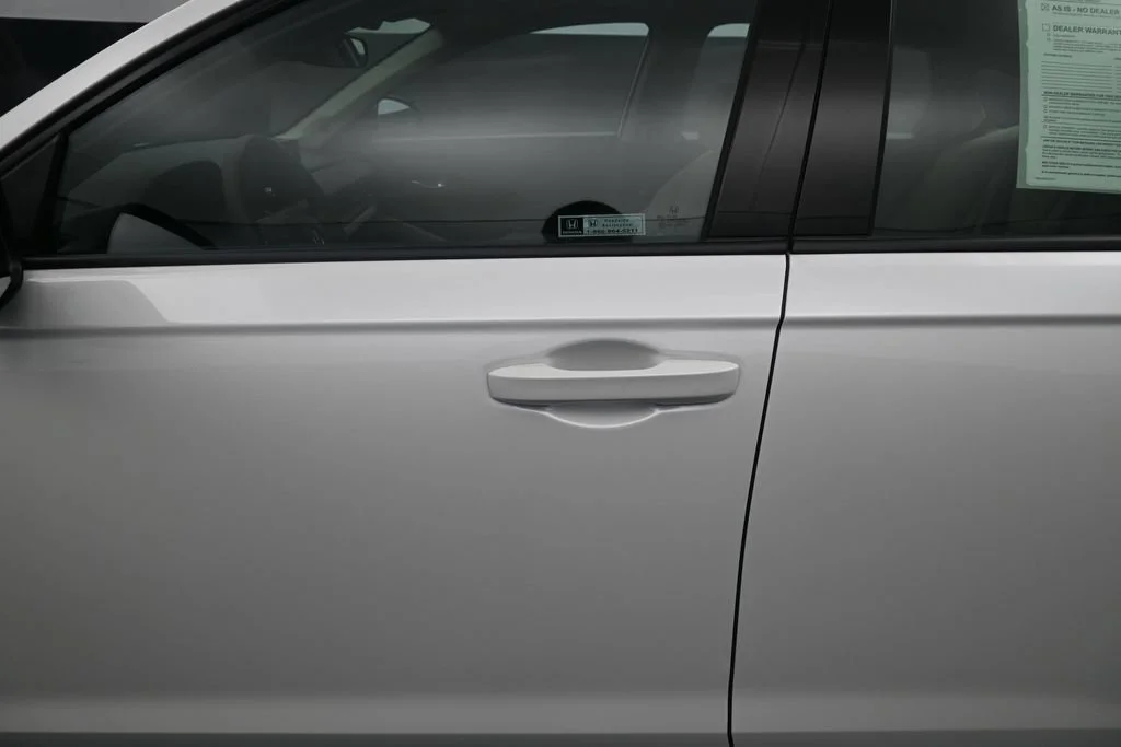 Certified Used 2026 Platinum White Pearl Honda SE image 14