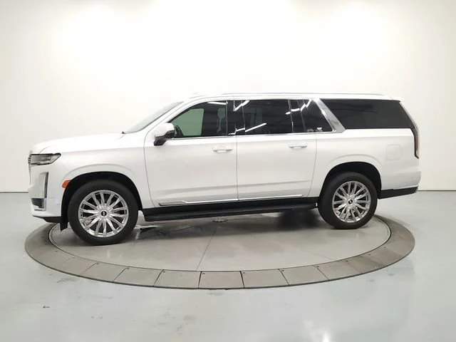 Used 2021 CRYSTAL WHITE TRICOAT Cadillac Premium Luxury image 4