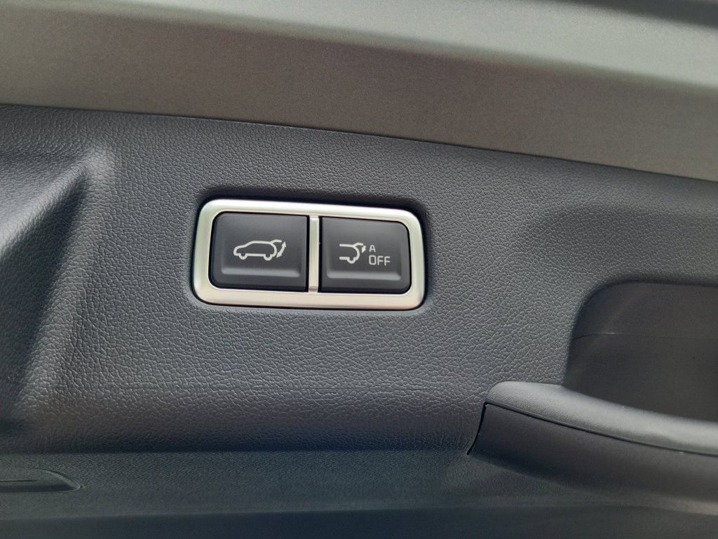 New 2026 Jungle Green Kia X-Line SX Prestige AWD image 15
