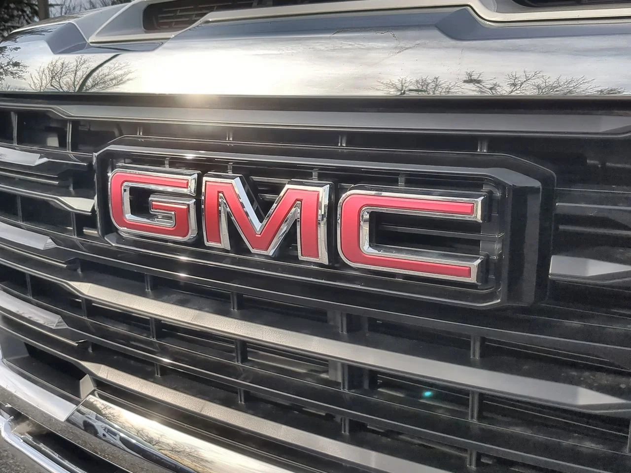 New 2026 Summit White GMC Pro image 27