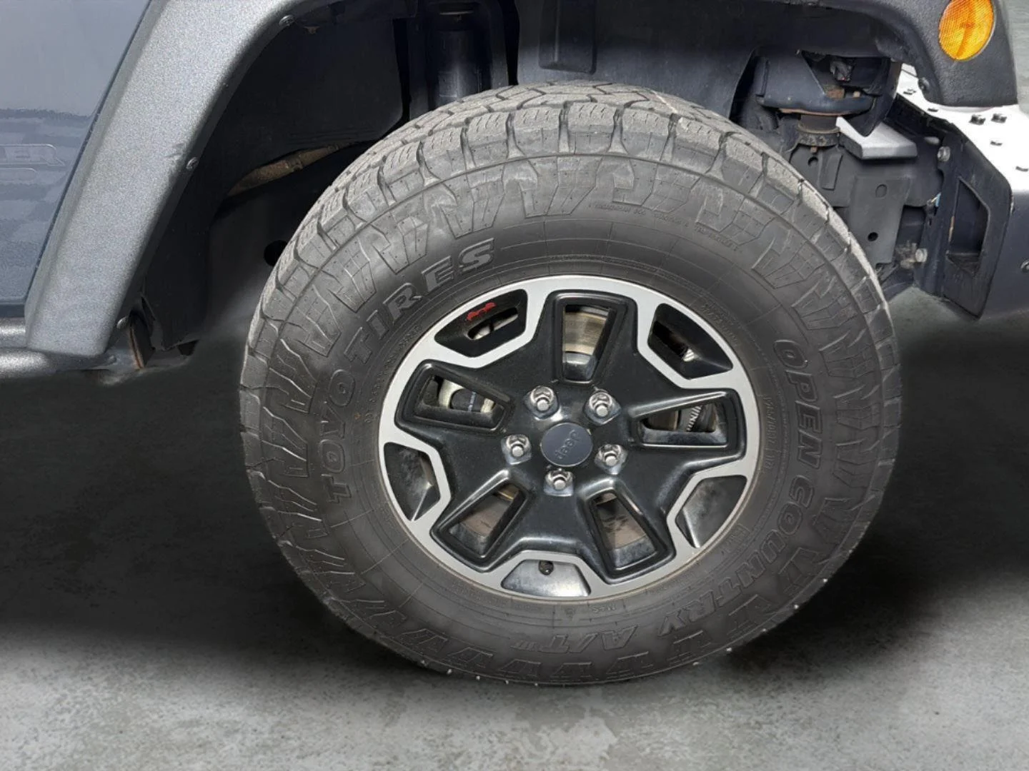 Used 2017 Rhino Clearcoat Jeep Rubicon Hard Rock image 14