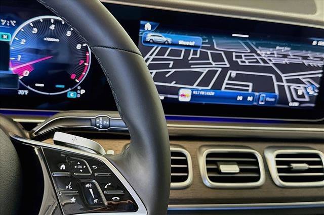 New 2026 Selenite Grey Metallic Mercedes-Benz GLS 450 image 45