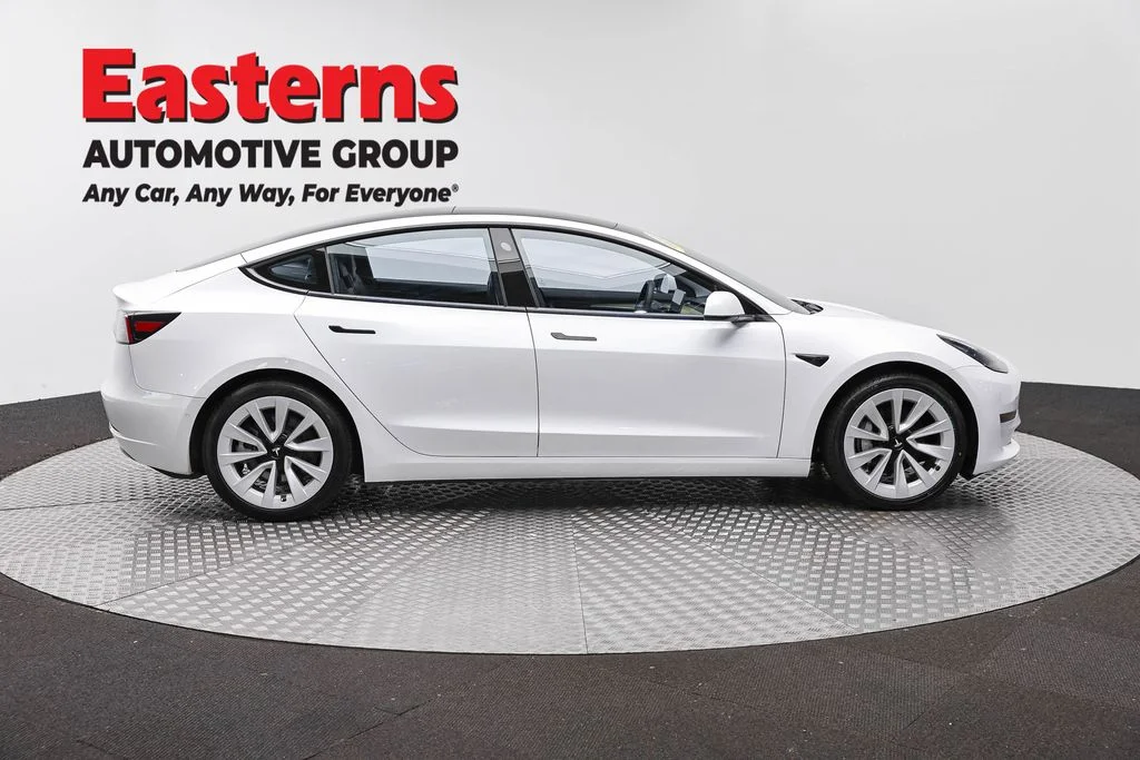 Used 2021 White Tesla Standard Range Plus image 4