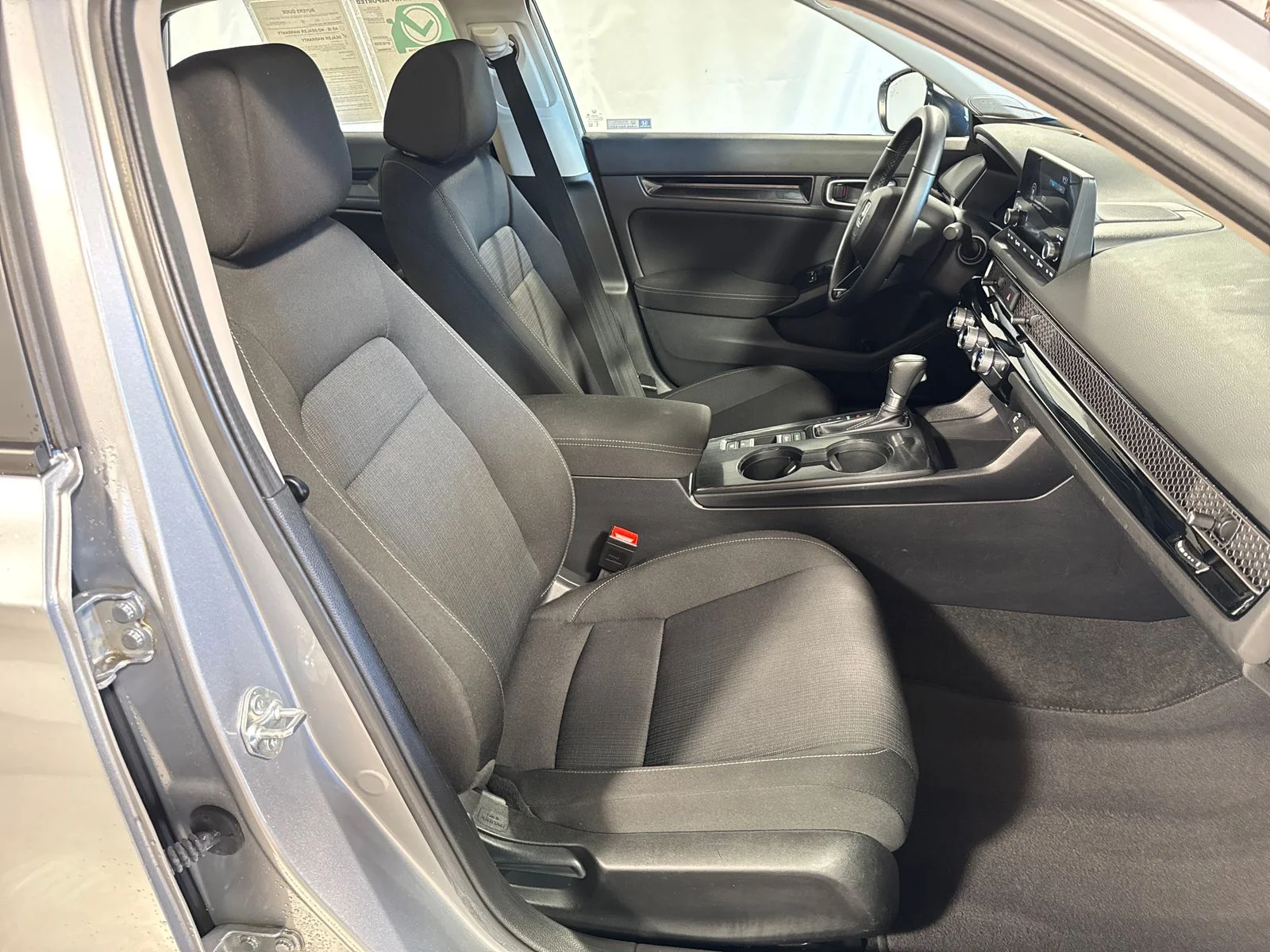 Used 2023 Lunar Silver Metallic Honda EX image 23