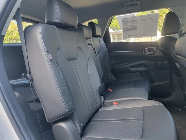 2026 Kia Sorento S - Photo 18