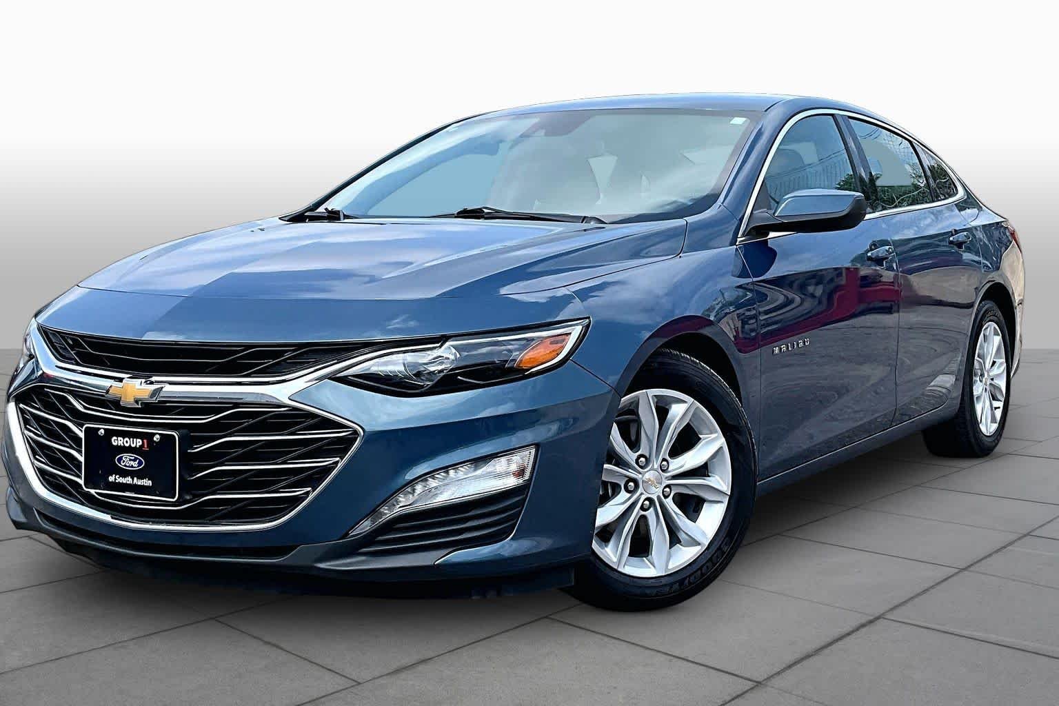 Used 2024 Lakeshore Blue Metallic Chevrolet LT image 35