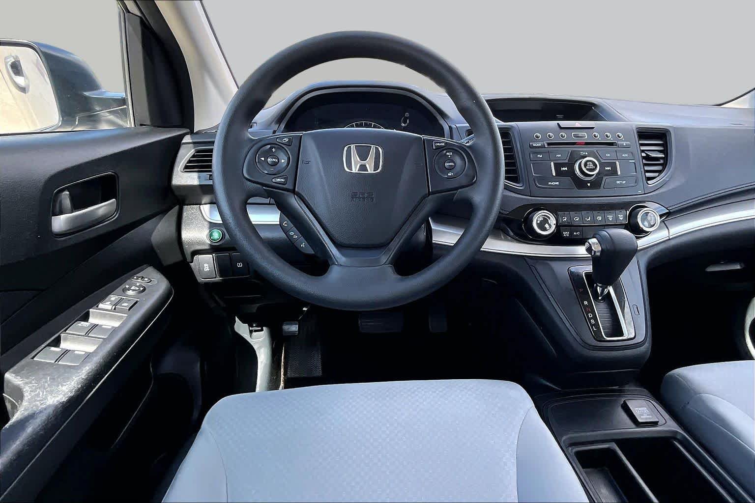 Used 2015 Alabaster Silver Metallic Honda LX image 6