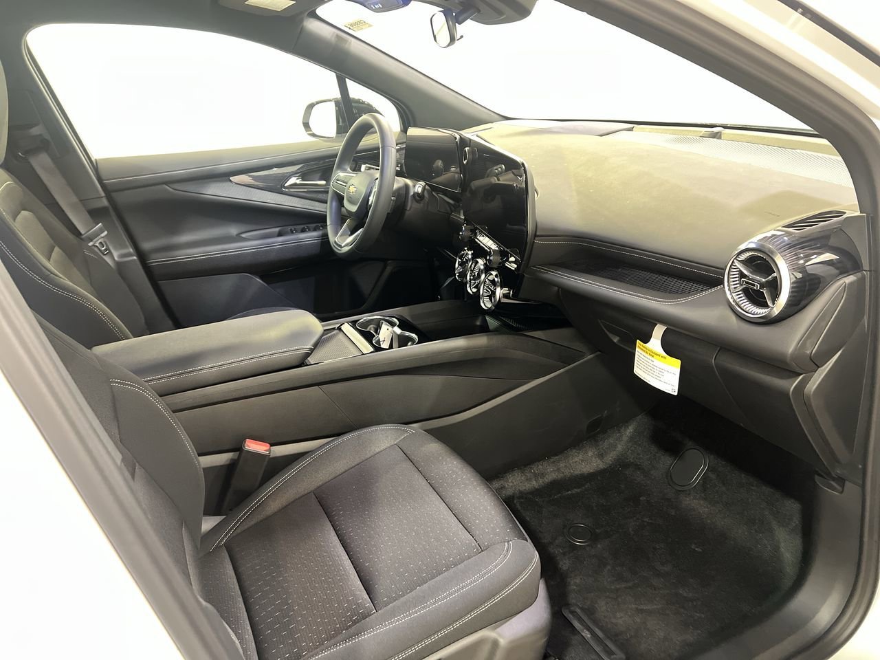 2025 Chevrolet Blazer EV LT - Photo 14