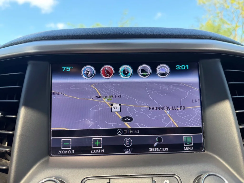 Used 2017 White GMC Denali image 18