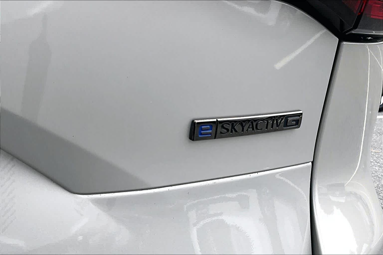 Used 2026 Platinum Quartz Mazda Premium Sport image 10