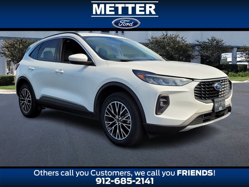 Used 2024 White Ford Base image 1