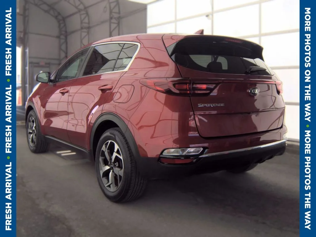 Used 2021 Red Kia LX image 4