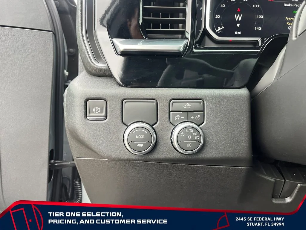 New 2026 Sterling Metallic GMC Elevation image 24