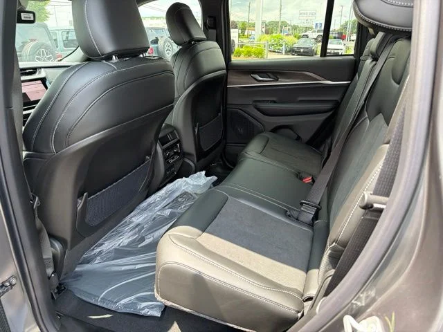 New 2026 Gray Jeep Altitude image 9