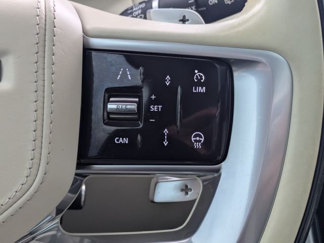 Used 2023 Fuji White Land Rover Autobiography image 30