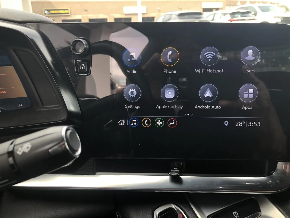 Used 2020 Red Chevrolet 2dr Stingray Cpe w/1LT image 15