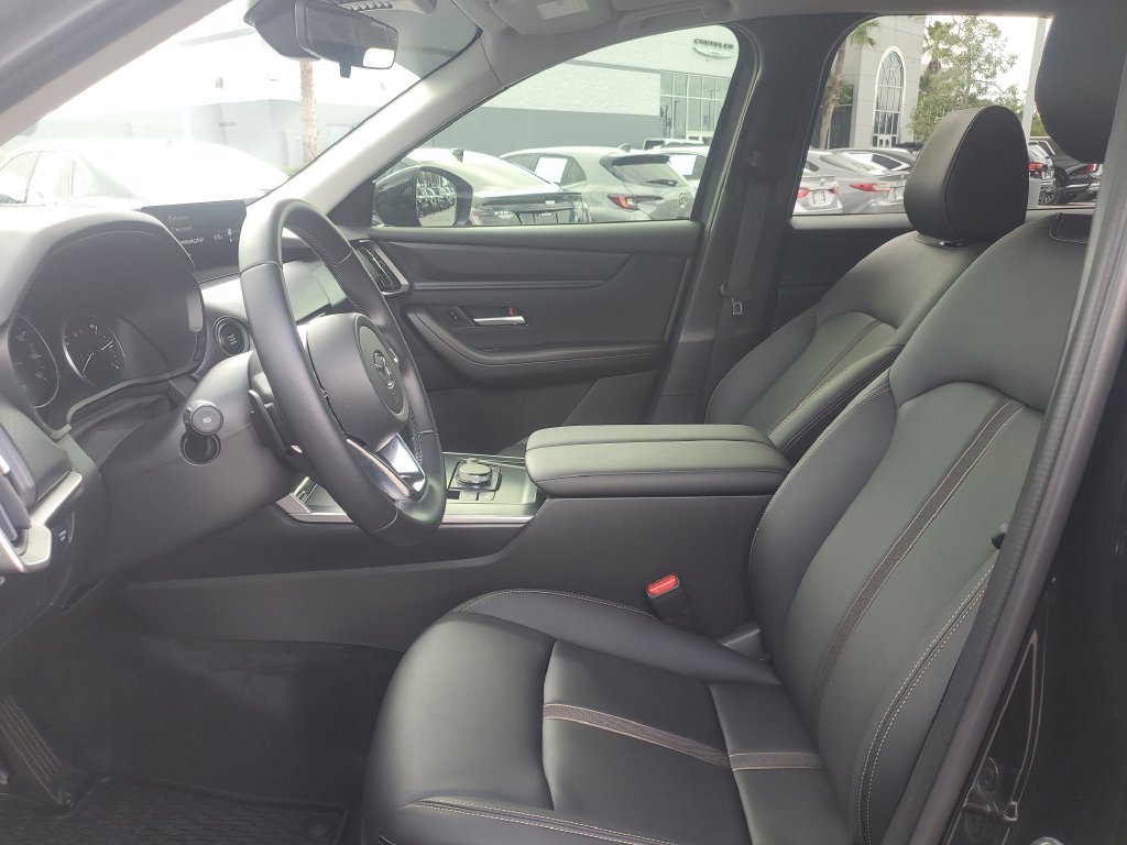 Used 2025 Black Mazda 3.3 Turbo Select image 13