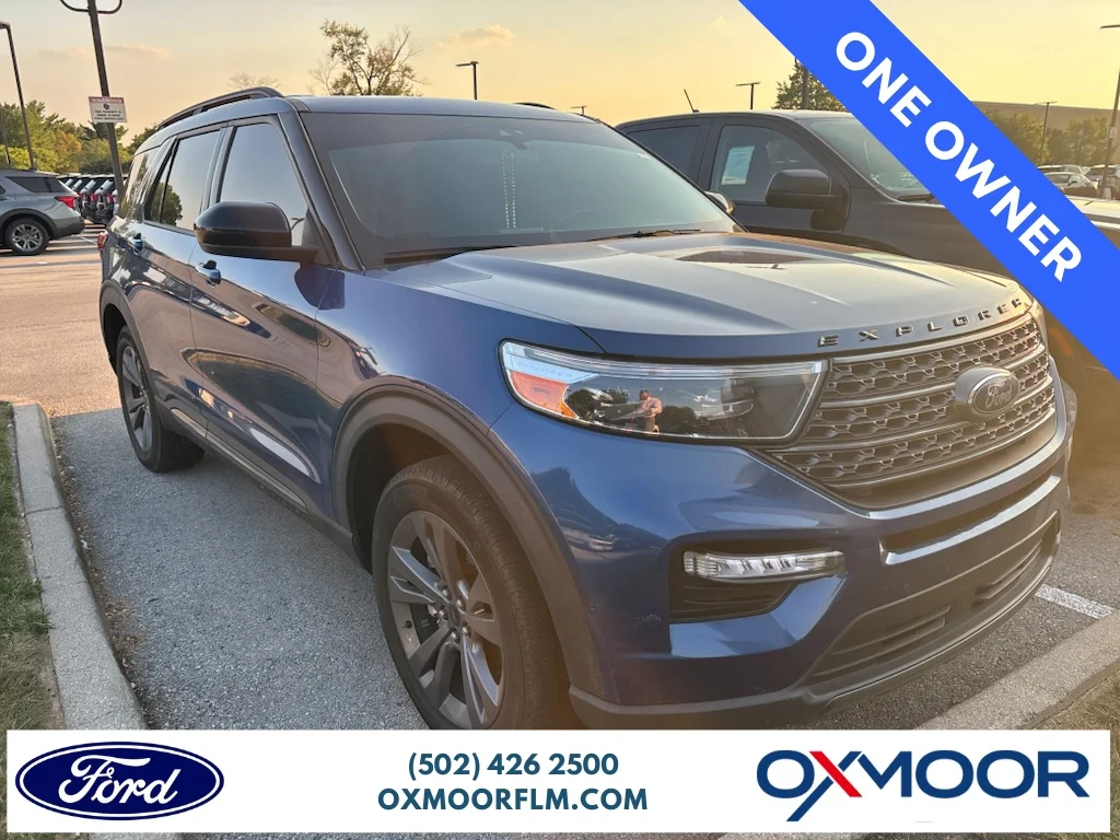 Used 2023 Atlas Blue Metallic Ford XLT image 1