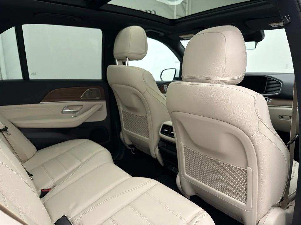 New 2026 White Mercedes-Benz GLE 580 image 24