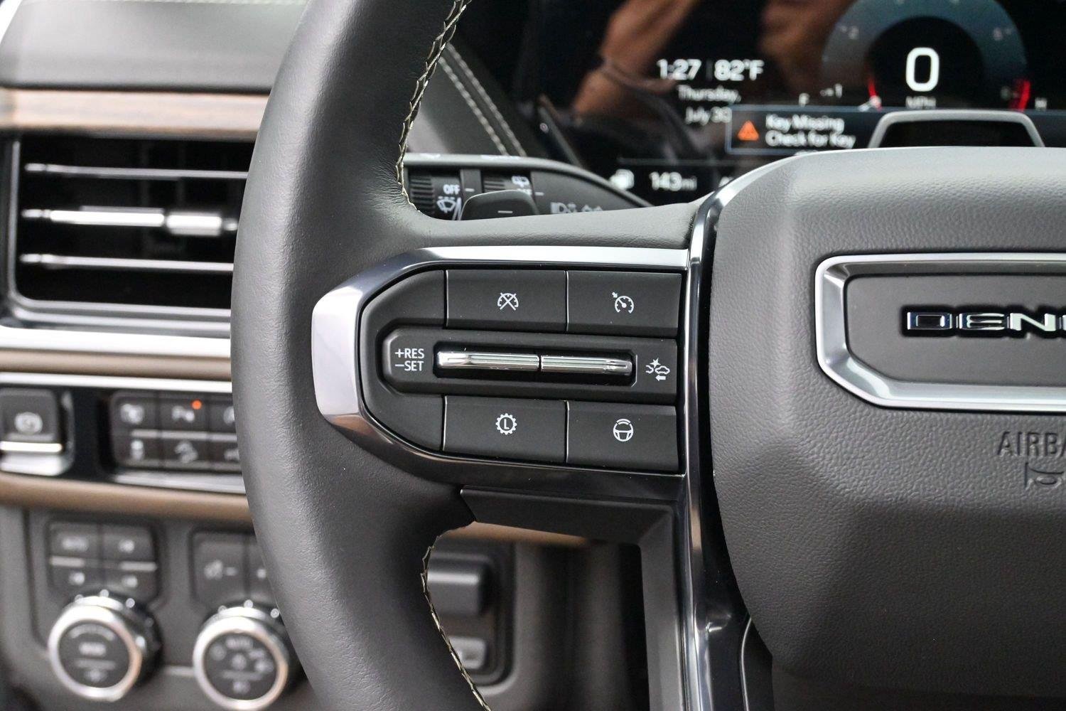 Used 2025 White Frost Tricoat GMC Denali Ultimate image 17