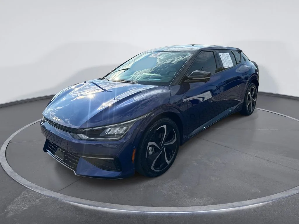 Used 2024 Blue Kia GT-Line image 3