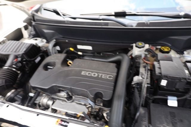 Used 2019 Summit White Chevrolet LT image 42