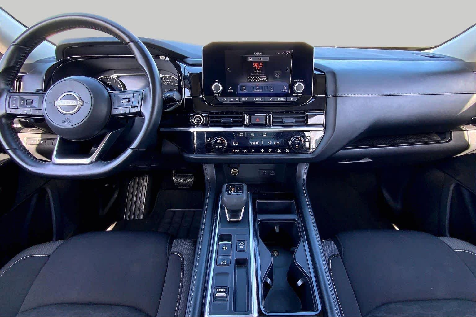 Used 2023 Brilliant Silver Metallic Nissan SV image 15