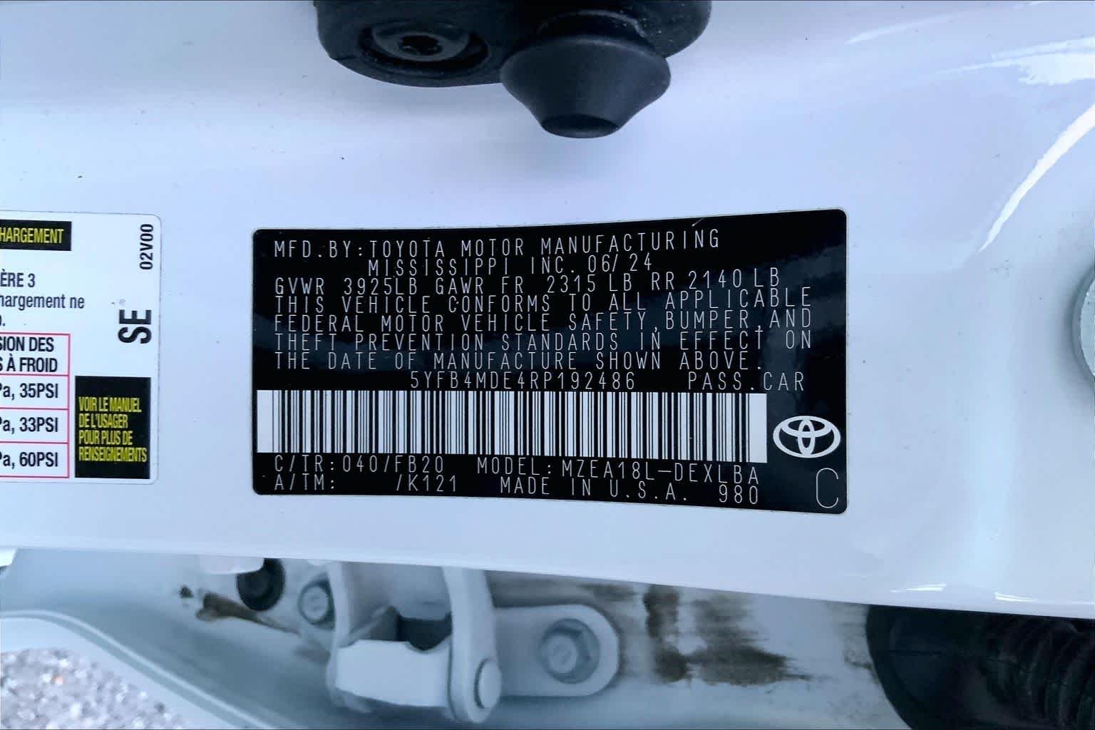 Used 2024 Ice Cap Toyota LE image 29