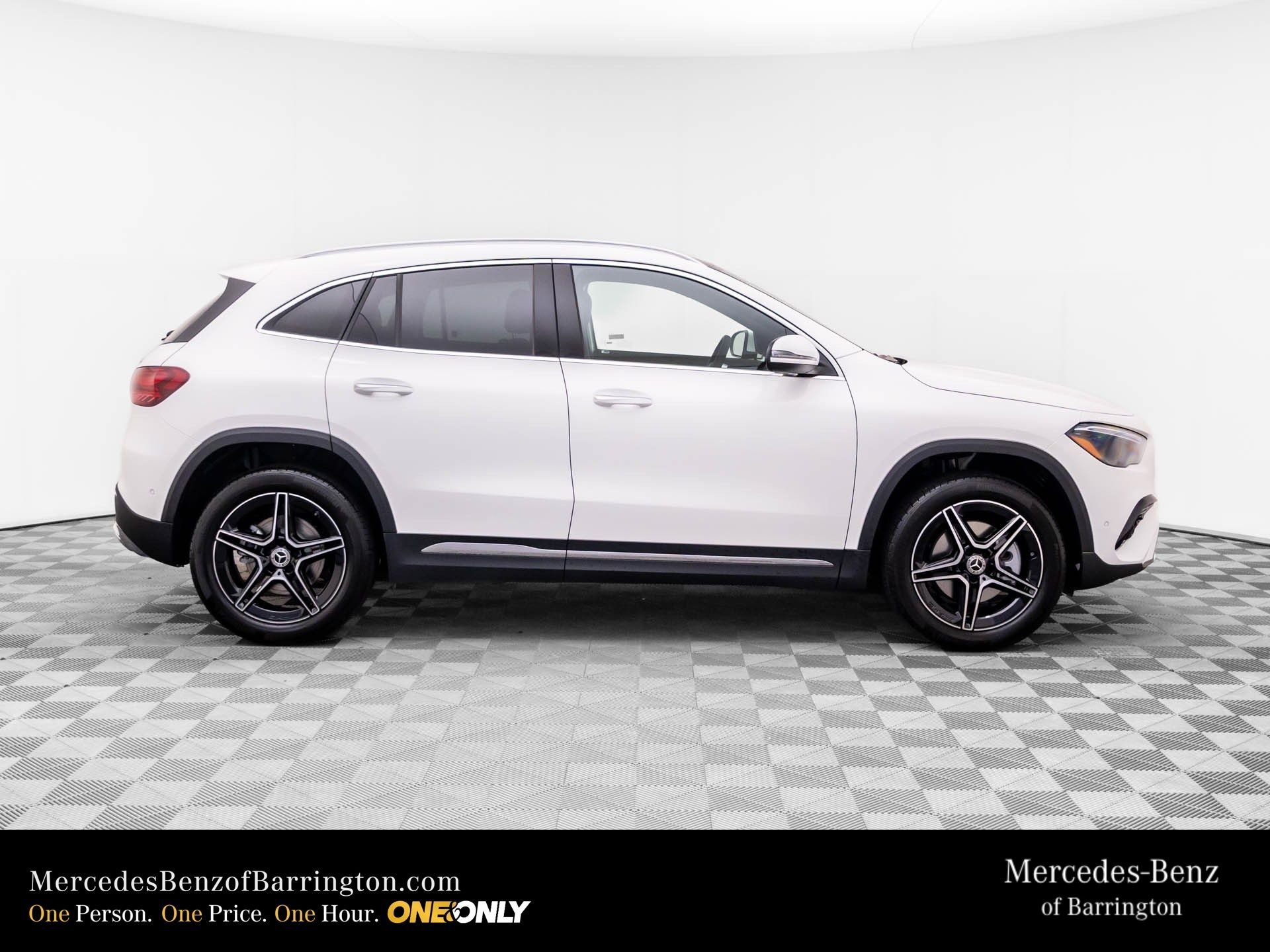 New 2026 Polar White Mercedes-Benz GLA 250 image 7