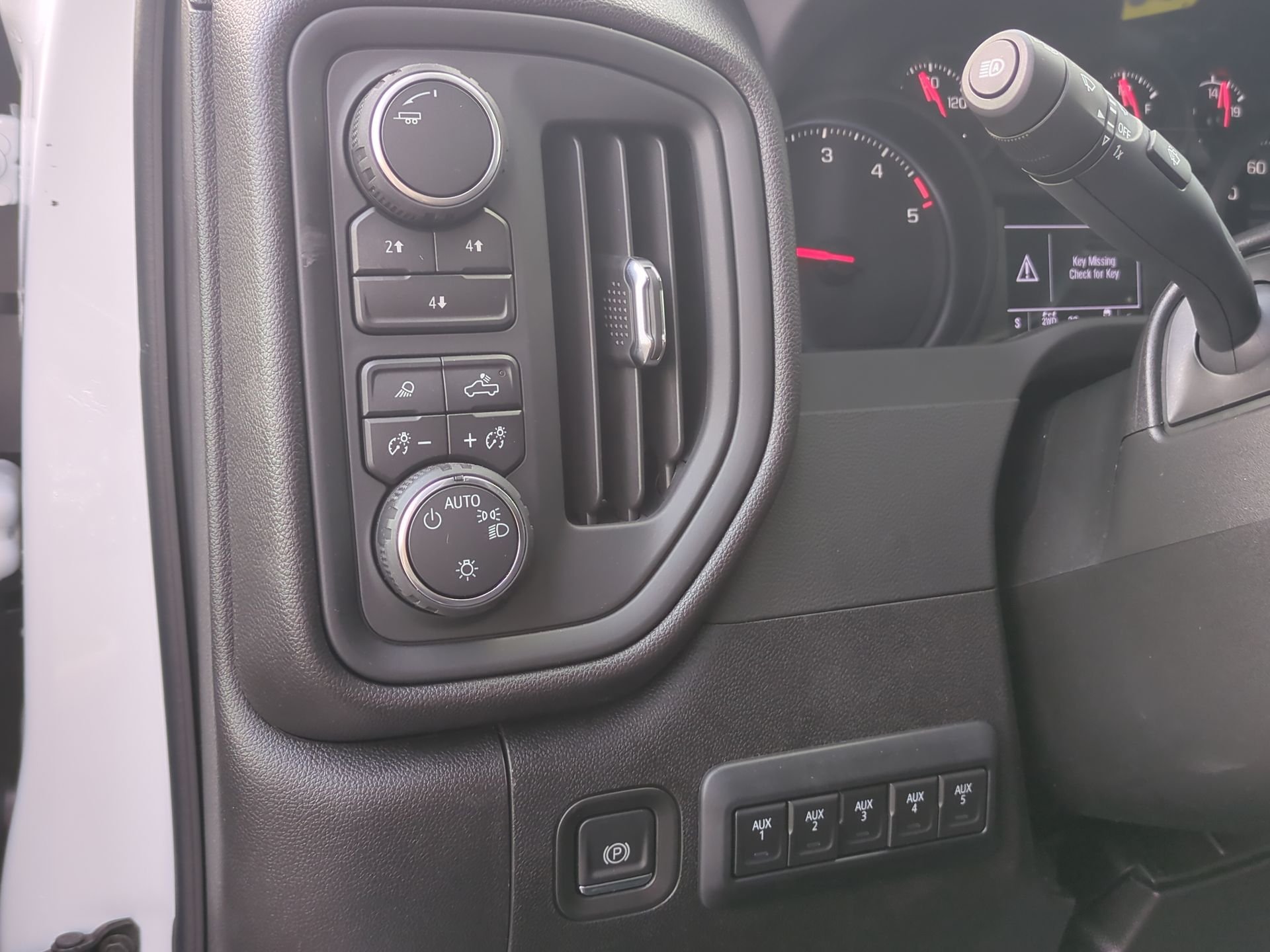 New 2025 Summit White Chevrolet Work Truck image 52