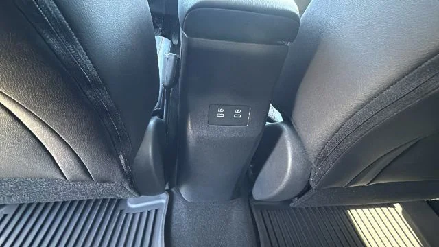 New 2026 Arctic Ice Blue Metallic / Super Black Two-tone Nissan SR image 25