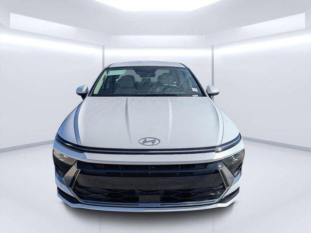 2025 Hyundai Sonata Hybrid SEL - Photo 8