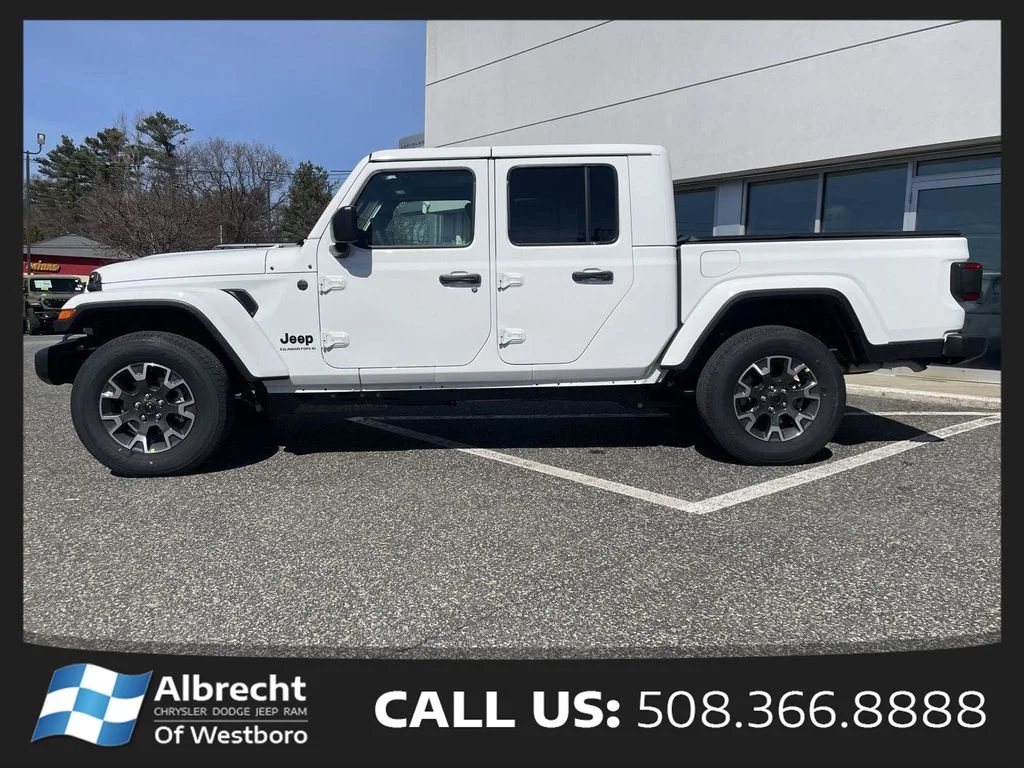 New 2026 Bright White Clear-Coat Exterior Paint Jeep Sahara image 2