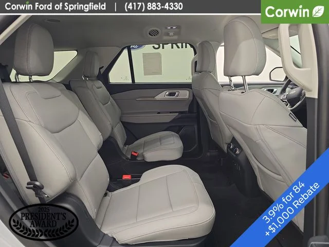 New 2026 Space White Metallic Ford Active image 15