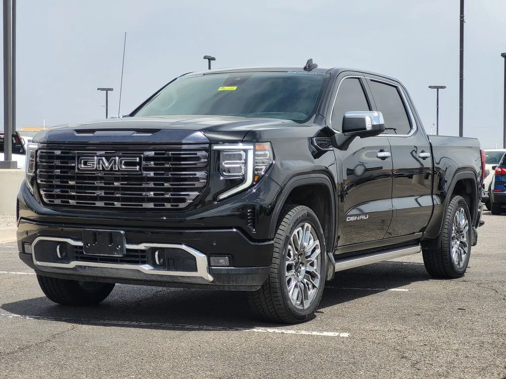 Used 2024 Onyx Black GMC Denali Ultimate image 4