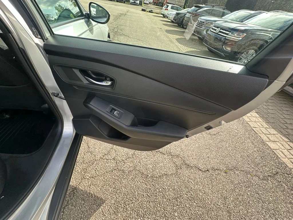 Used 2024  Honda EX image 31