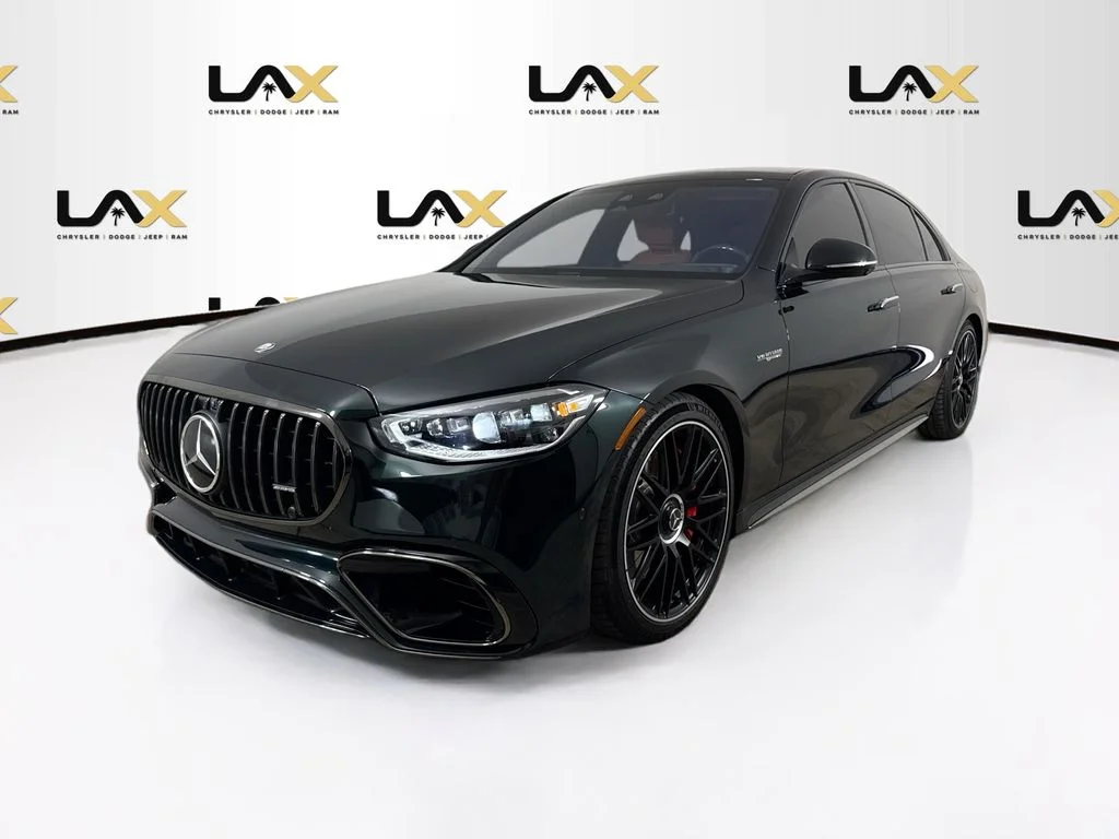 Used 2025  Mercedes-Benz S 63 E AMG® image 3