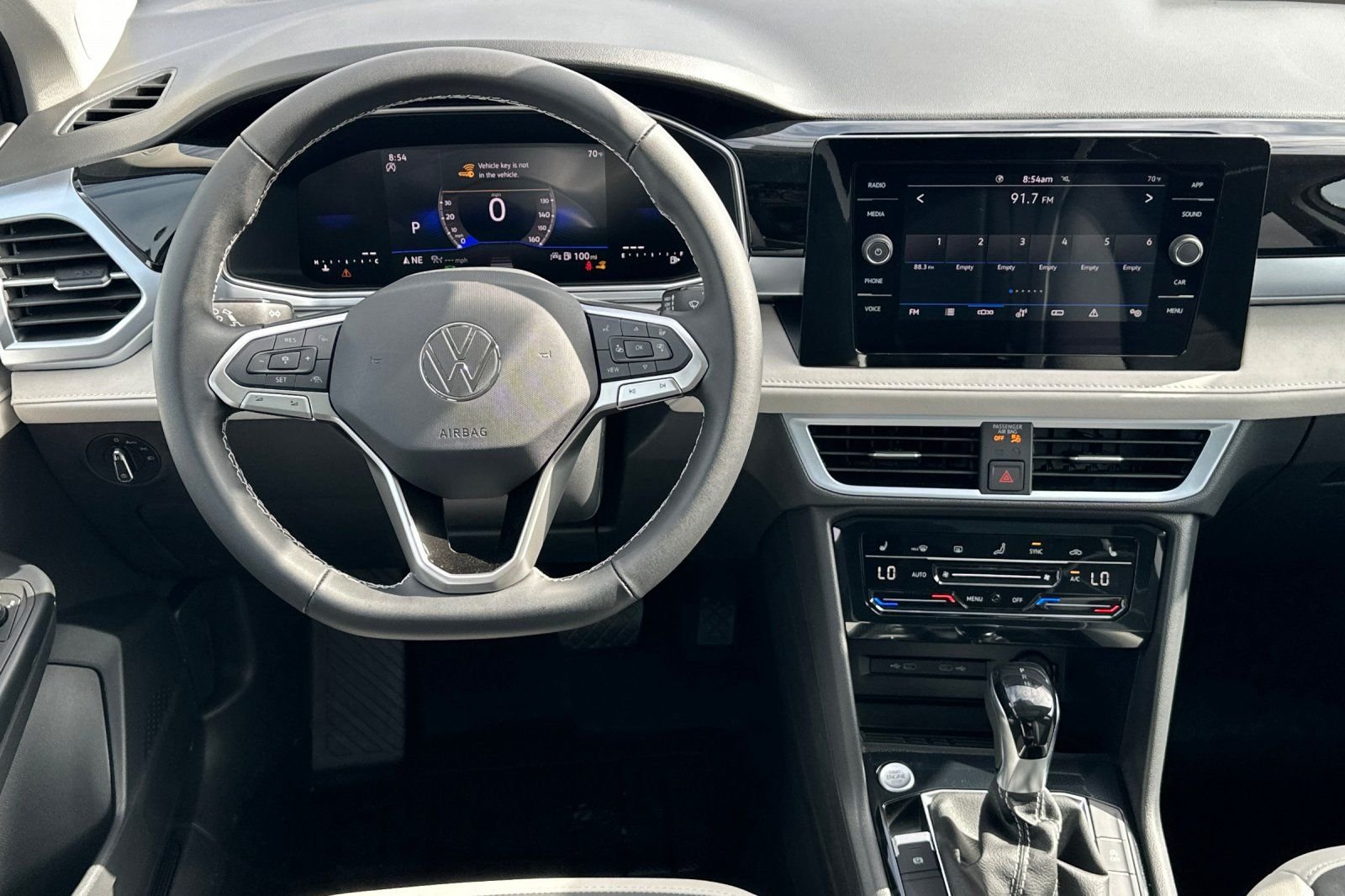 New 2026 Pure White Volkswagen 1.5T SE image 14