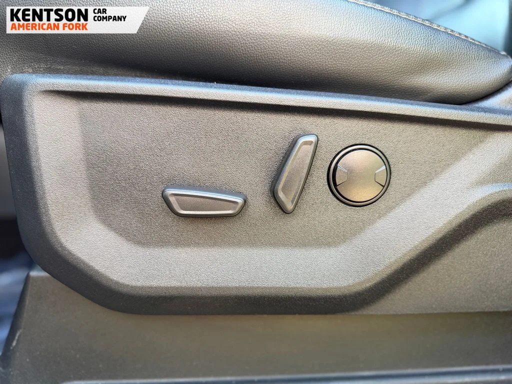 Used 2024 Black Ford XLT image 29