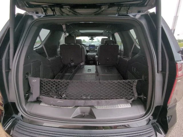 Used 2022 Black Chevrolet High Country image 43